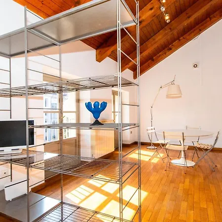 Central&lovely Savoia Loft *